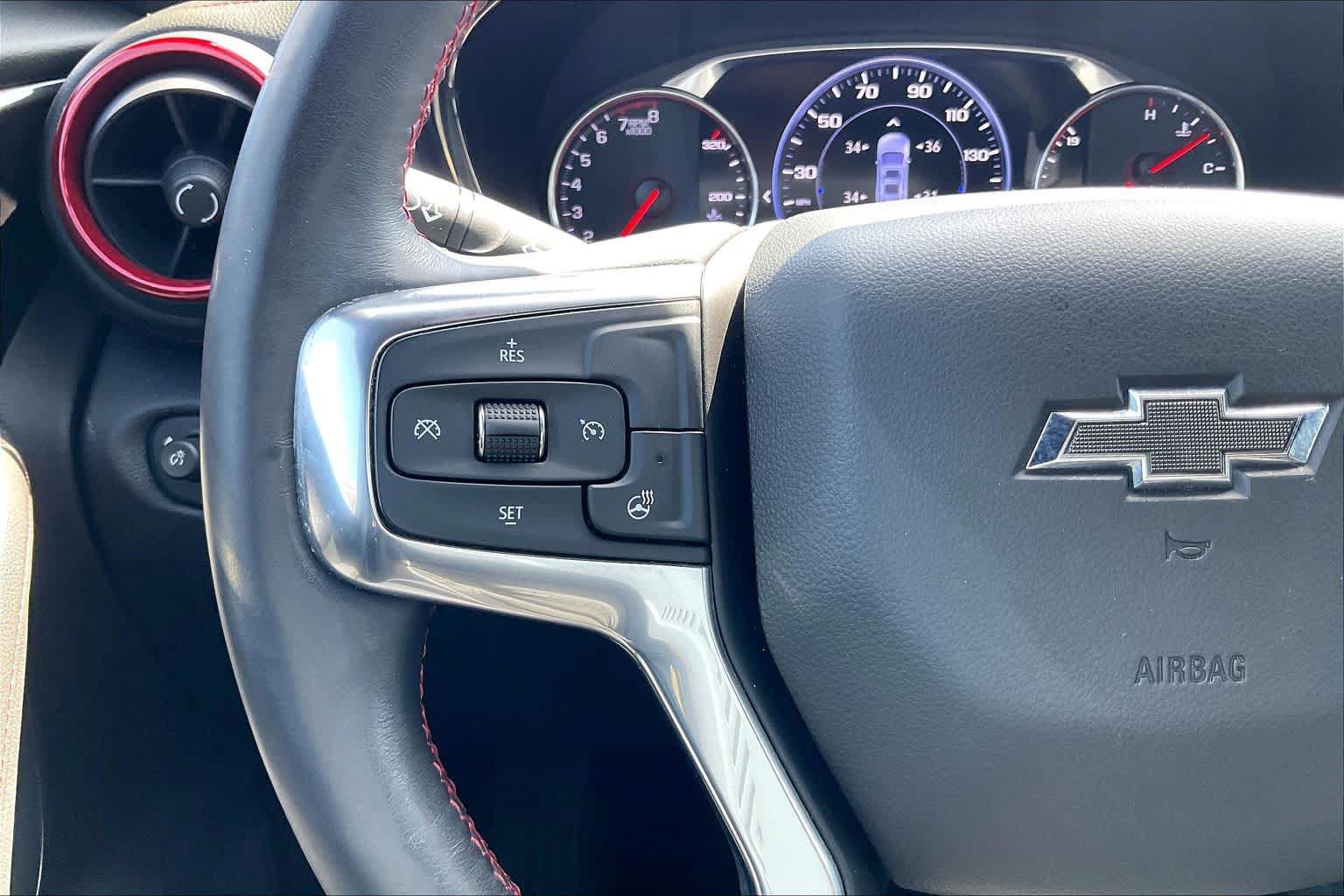 Used 2019 Chevrolet Blazer RS w/ Sun and Wheels Package FWD image 18
