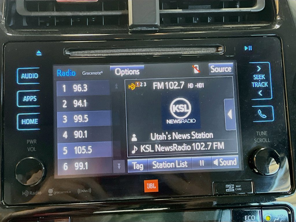 Used 2017 Toyota Prius Four FWD image 15