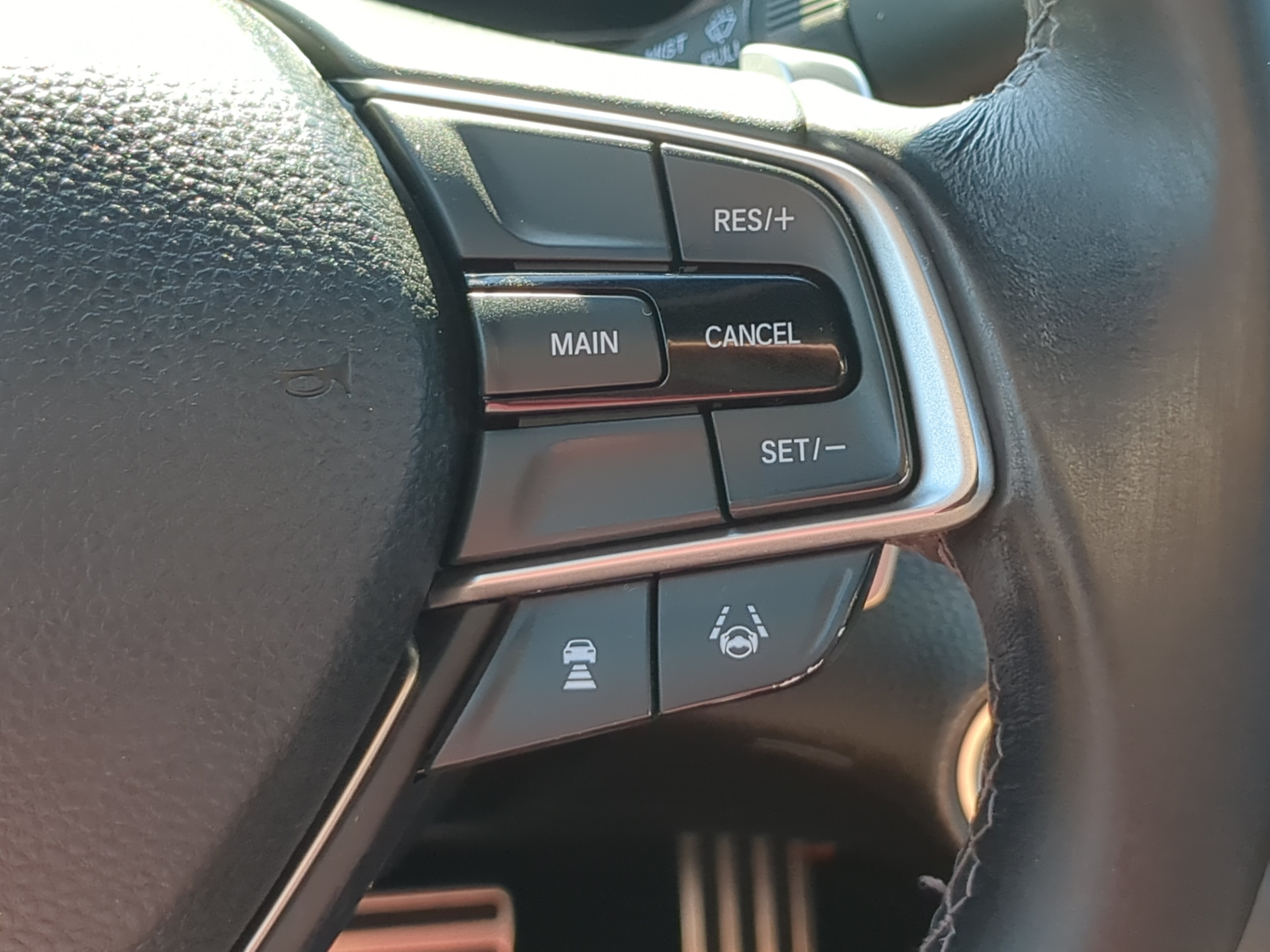 Used 2018 Honda Accord Sport image 21