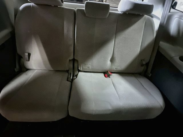 Used 2014 Toyota Sienna LE FWD image 27