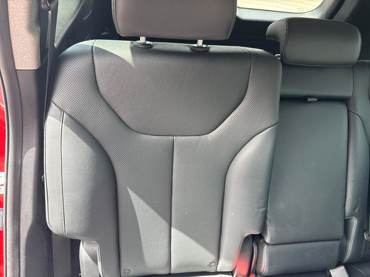 Used 2019 Hyundai Santa Fe Limited FWD image 16