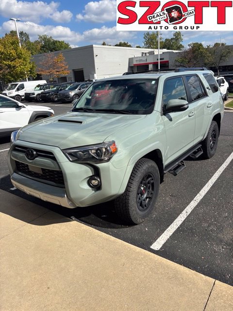 Certified 2023 Toyota 4Runner TRD Off-Road Premium w/ Moonroof Package AWD/4WD image 1