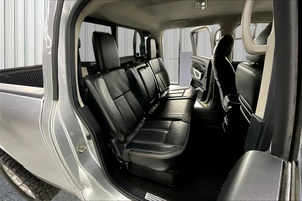 Used 2016 Nissan Titan PRO-4X AWD/4WD image 20
