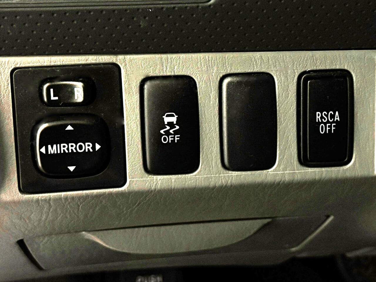 Used 2015 Toyota Tacoma 4x4 Double Cab image 7