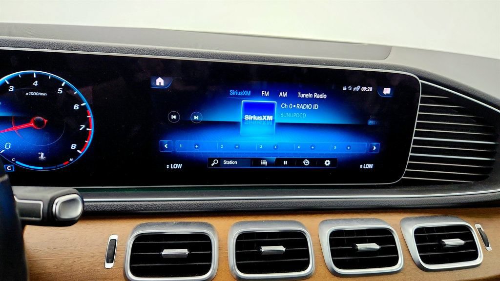 Used 2021 Mercedes-Benz GLE 350 4MATIC image 17