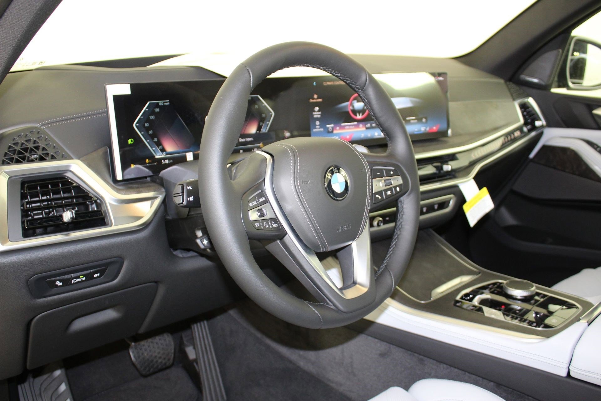 New 2026 BMW X5 xDrive40i AWD/4WD image 4