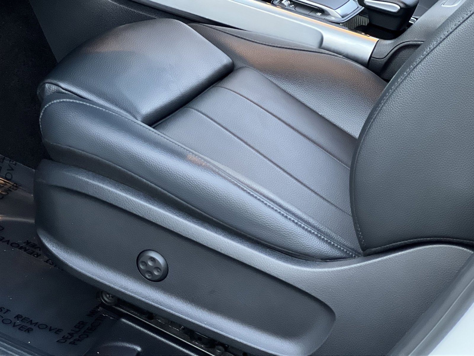 Certified 2021 Mercedes-Benz GLB 250 4MATIC image 12