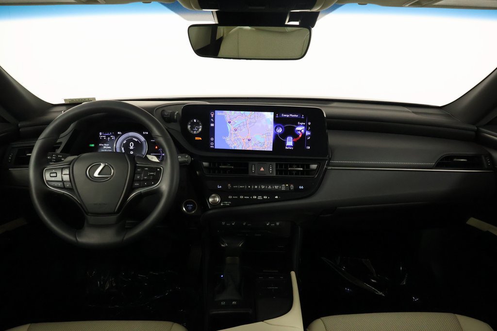 Certified 2022 Lexus ES 300h w/ Premium Package FWD image 8