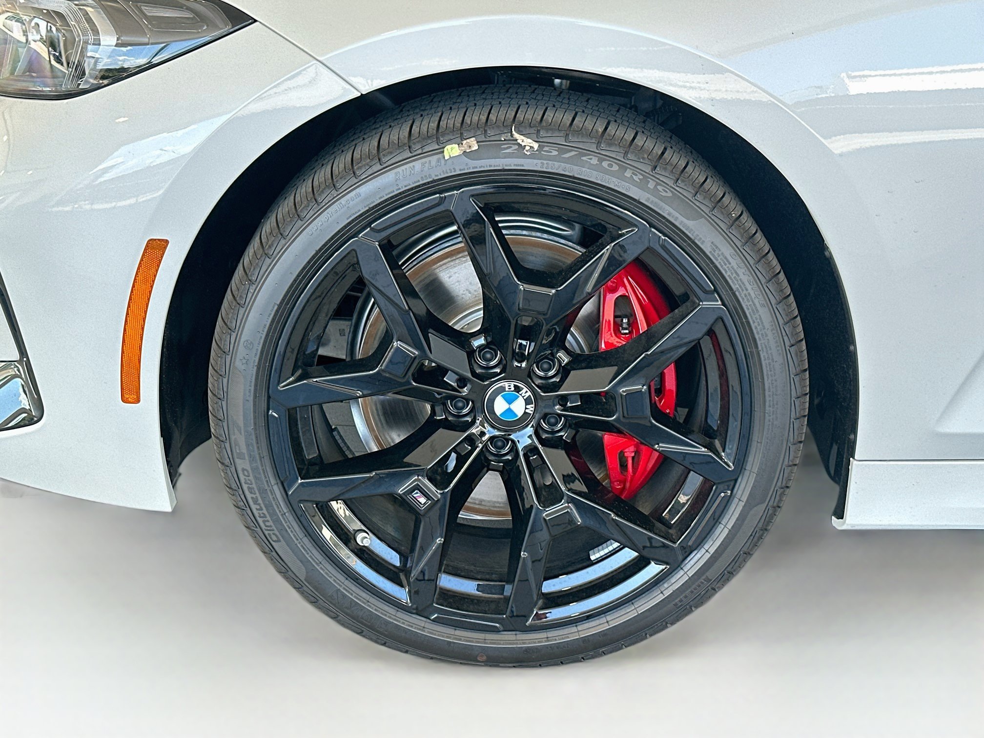 New 2026 BMW 330i Sedan w/ M Sport Package RWD image 23