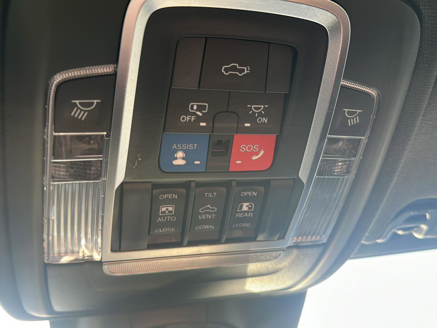 Used 2020 RAM 2500 Limited image 21