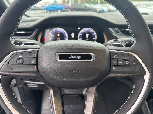 New 2027 Jeep Grand Cherokee 4WD image 16