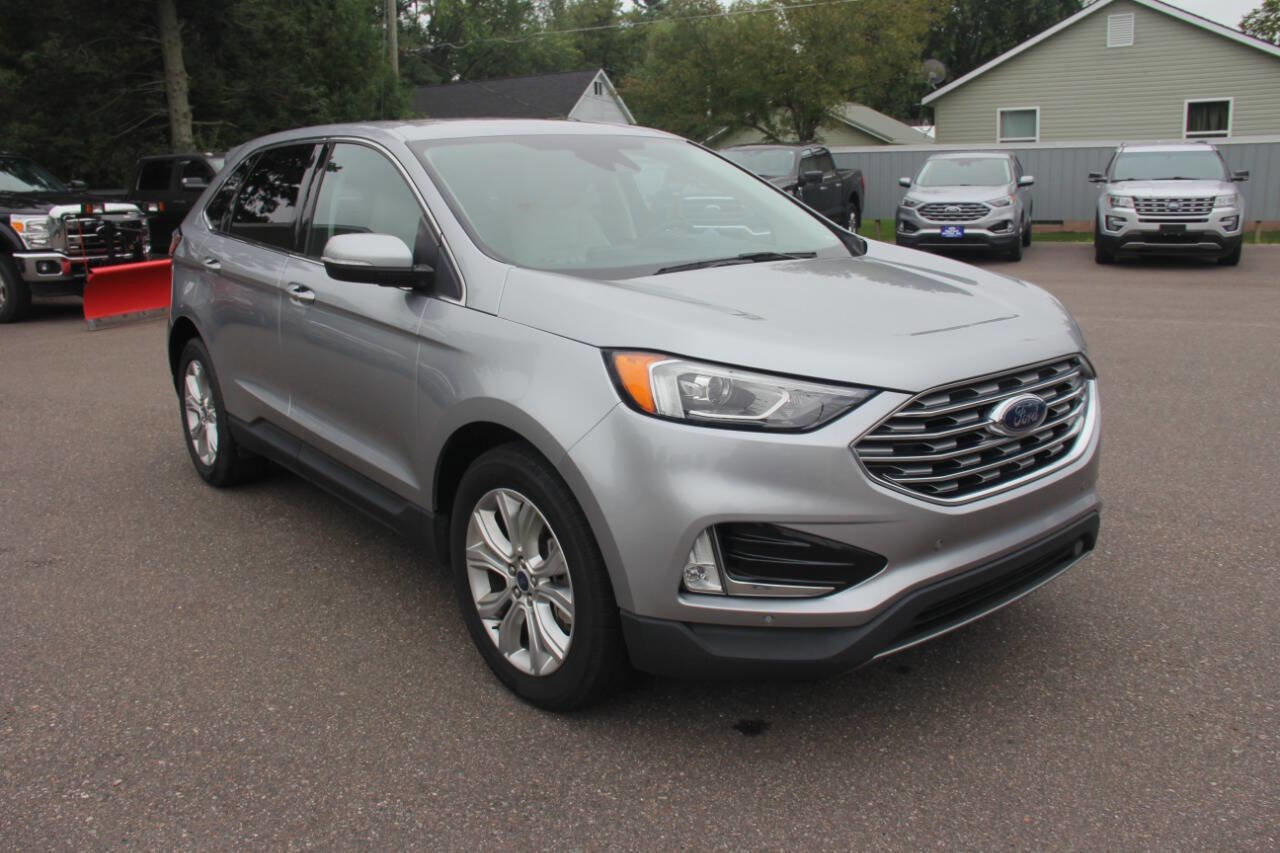 Certified 2022 Ford Edge Titanium image 3