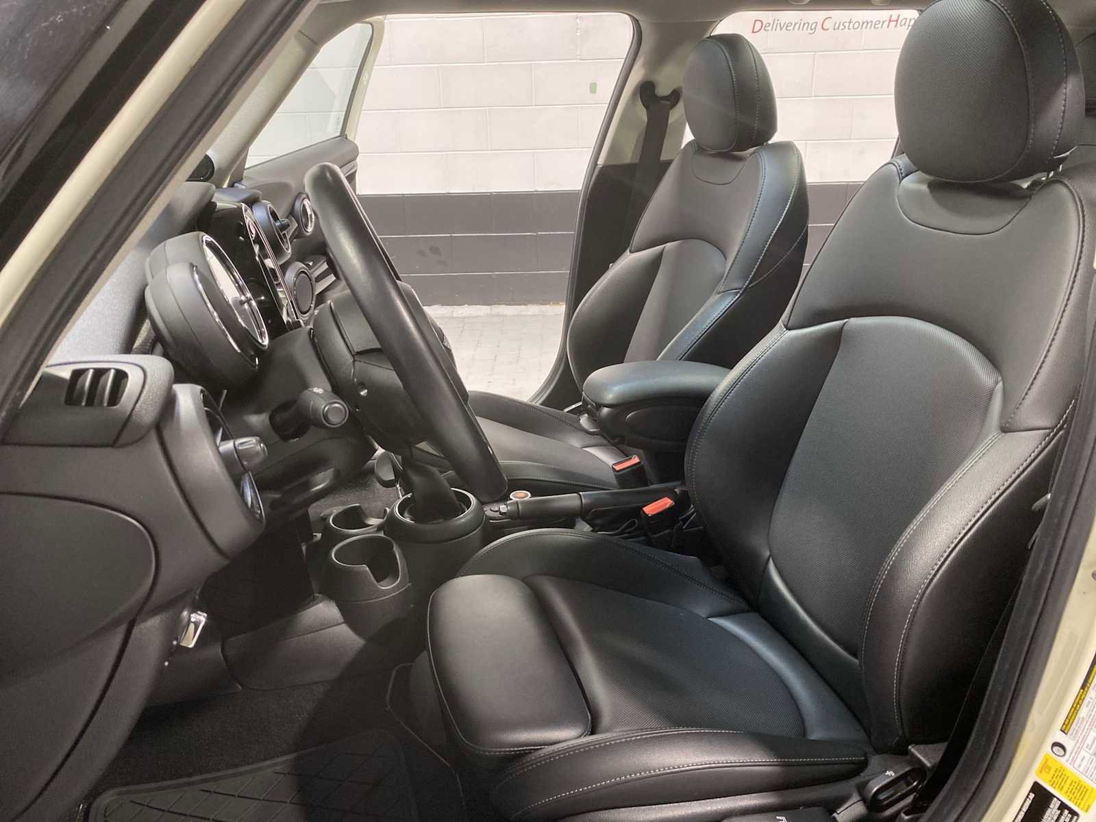 Used 2018 MINI Cooper S image 11