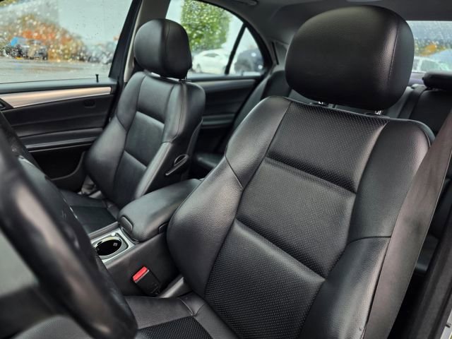 Used 2006 Mercedes-Benz C 230 Sedan image 25