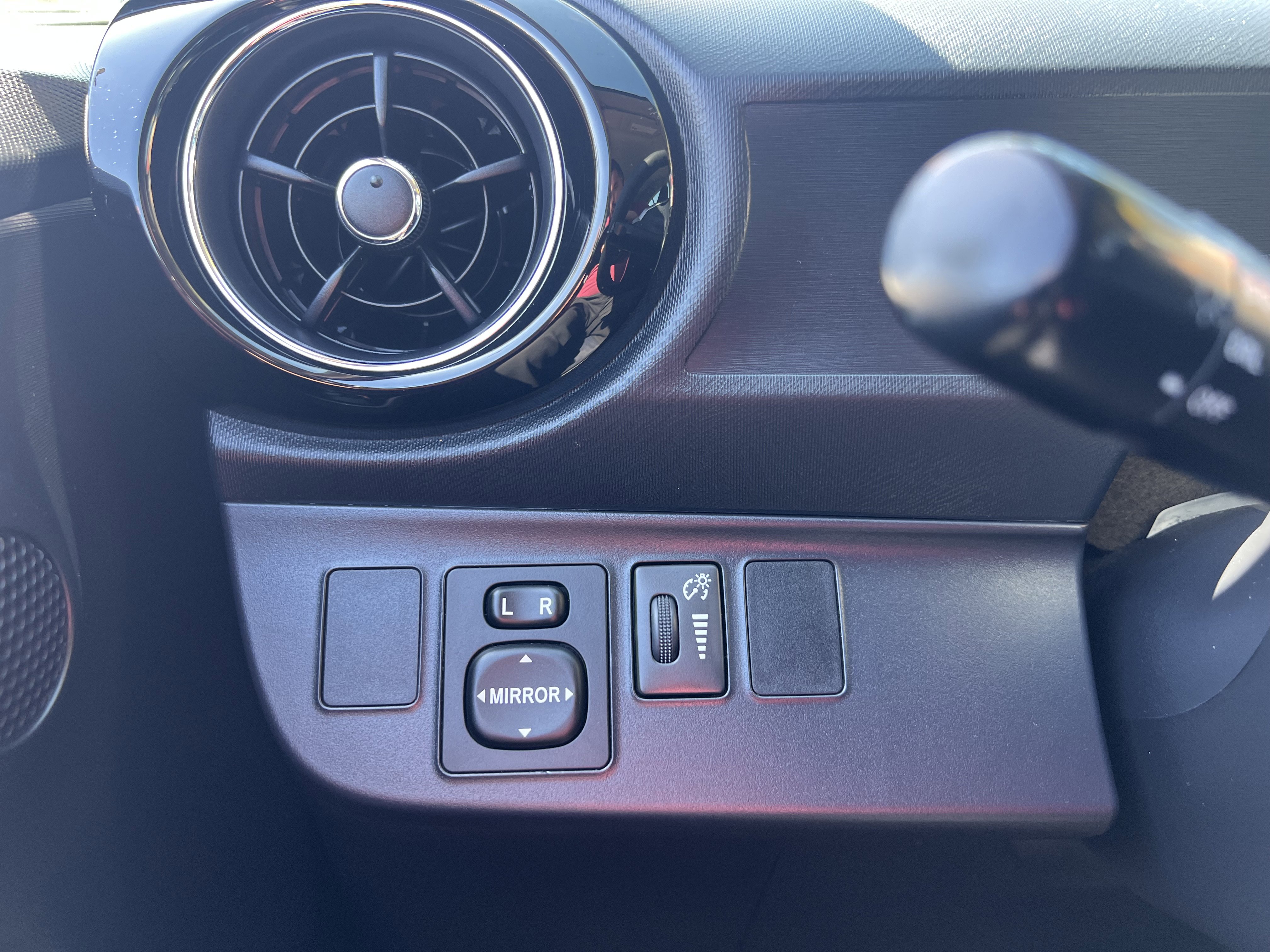 Used 2016 Toyota Prius C Three FWD image 25