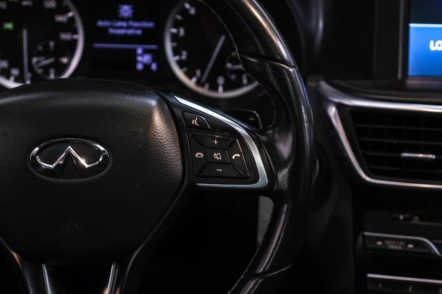 Used 2018 INFINITI QX30 Premium w/ Cargo Package image 19