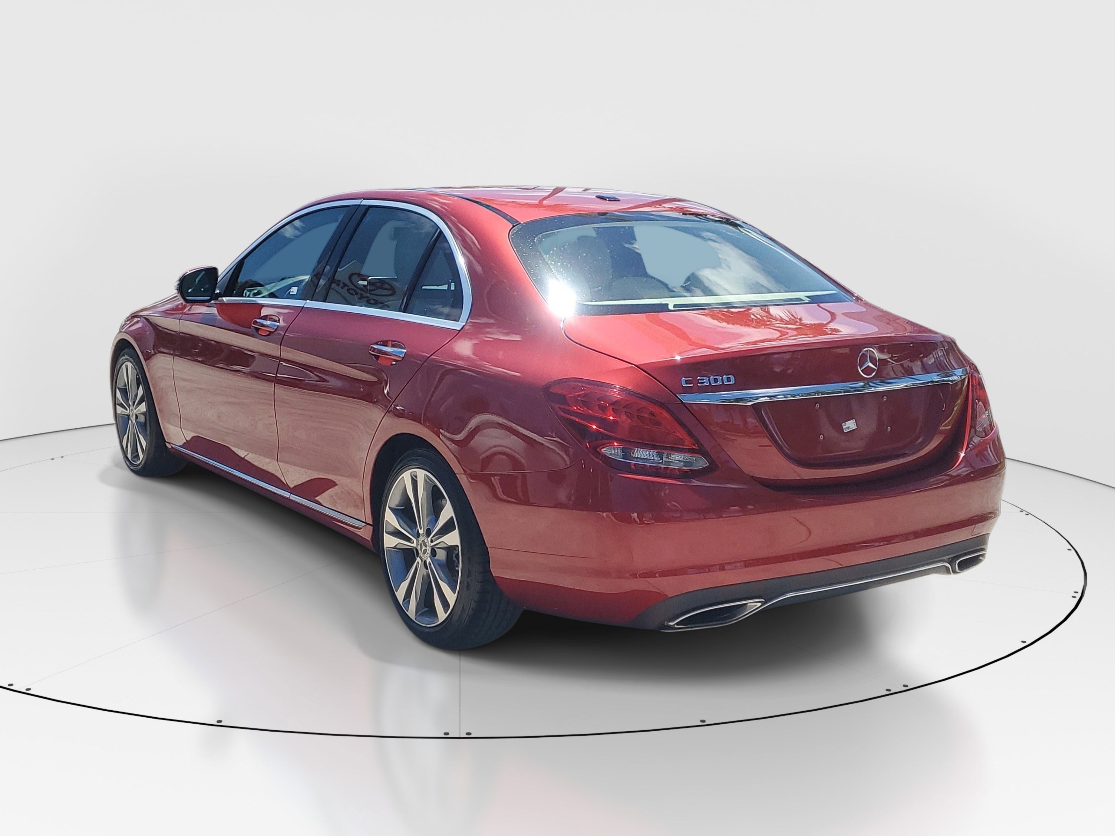 Used 2018 Mercedes-Benz C 300 Sedan w/ Premium Package image 5