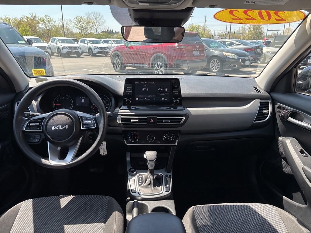 Used 2022 Kia Seltos LX AWD/4WD image 17