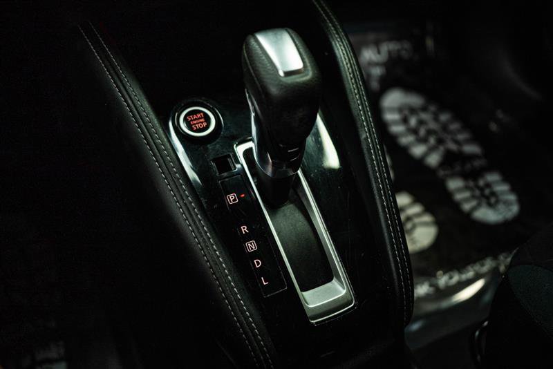 Used 2019 Nissan Kicks S image 15