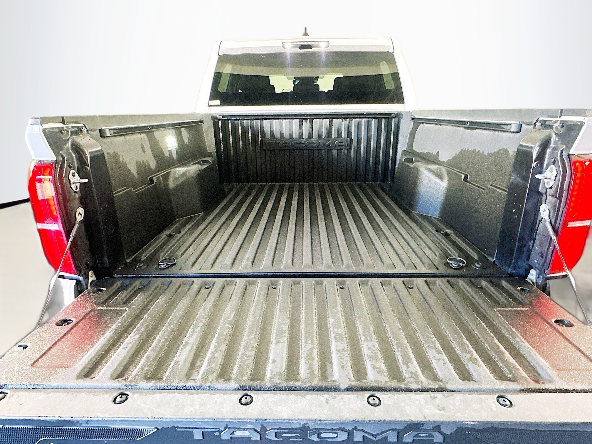 Used 2024 Toyota Tacoma TRD Off-Road AWD/4WD image 27