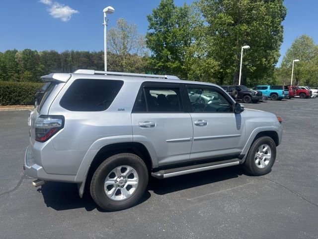 Used 2016 Toyota 4Runner SR5 image 4
