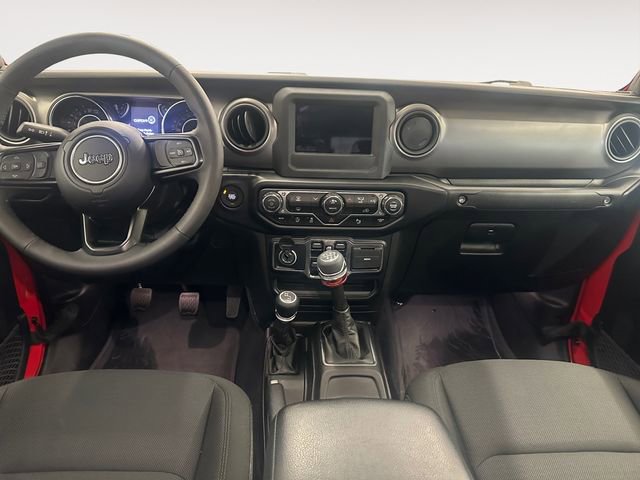 Used 2023 Jeep Gladiator Sport image 10