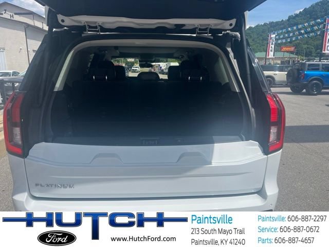 Used 2025 Ford Expedition Platinum AWD/4WD image 10