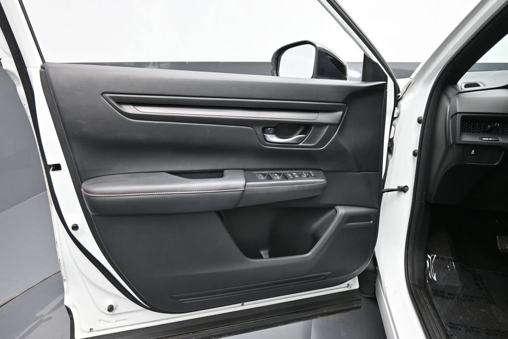Used 2023 Honda CR-V Sport image 18