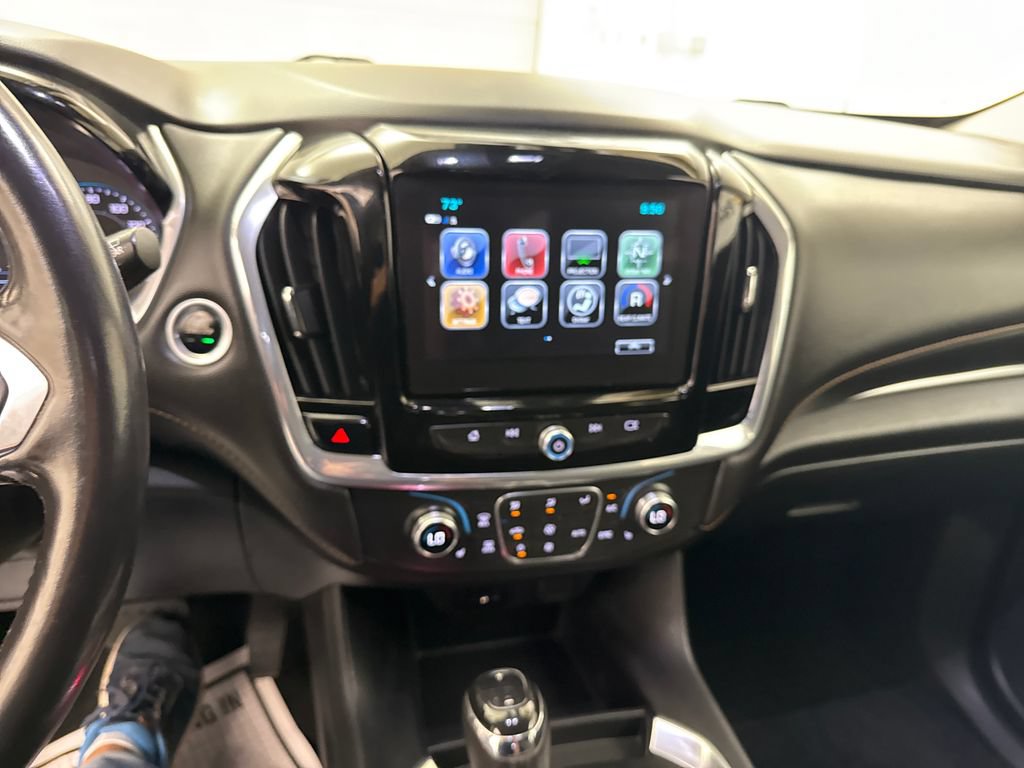 Used 2019 Chevrolet Traverse LT w/ LPO, Floor Liner Package AWD/4WD image 16