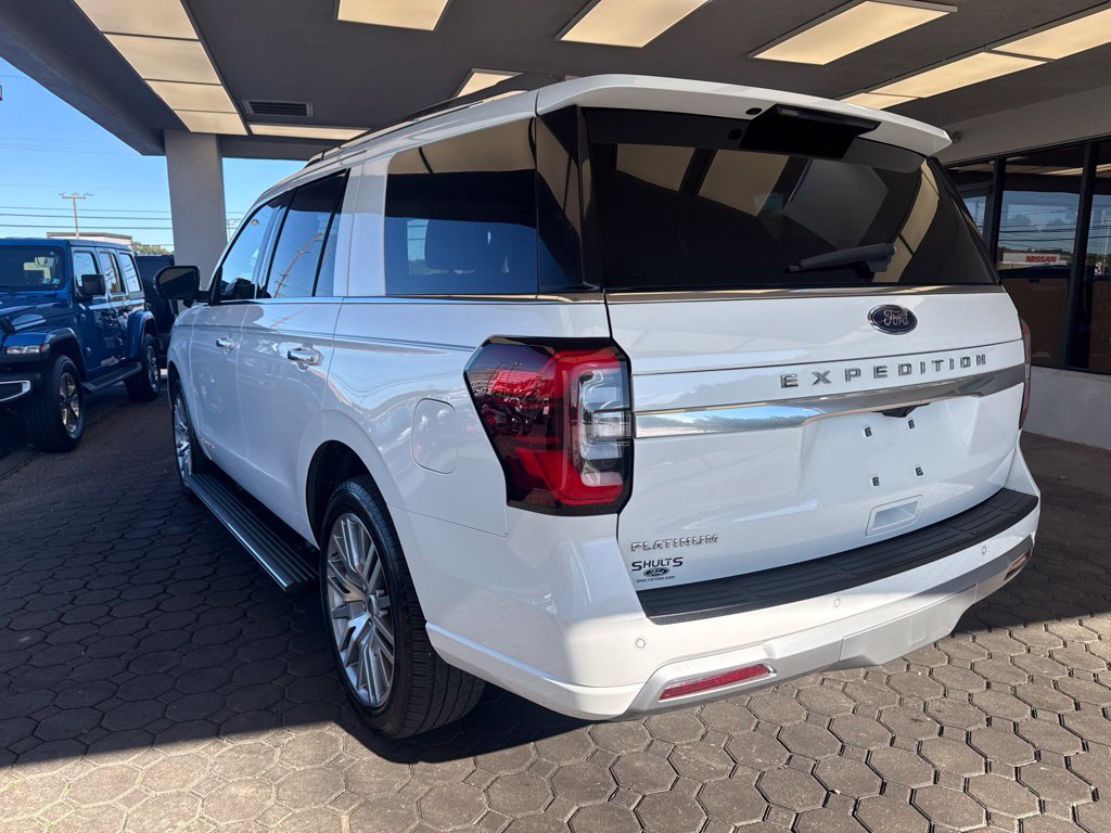 Used 2023 Ford Expedition Platinum AWD/4WD image 8