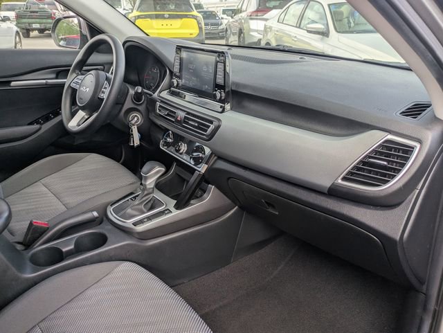 Used 2023 Kia Seltos LX image 25
