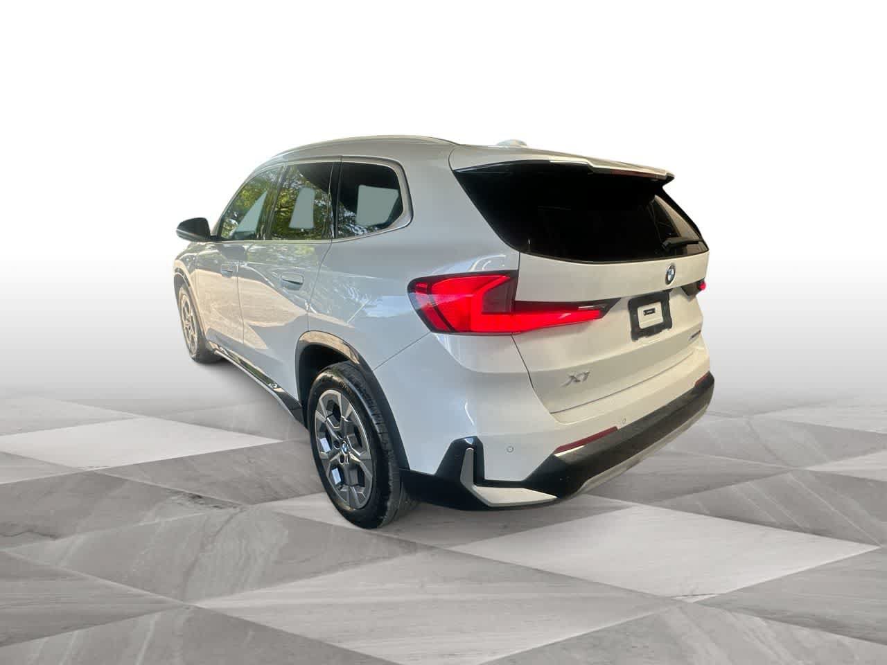 Used 2026 BMW X1 xDrive28i AWD/4WD image 6