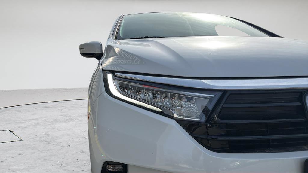Used 2023 Honda Odyssey Elite image 19