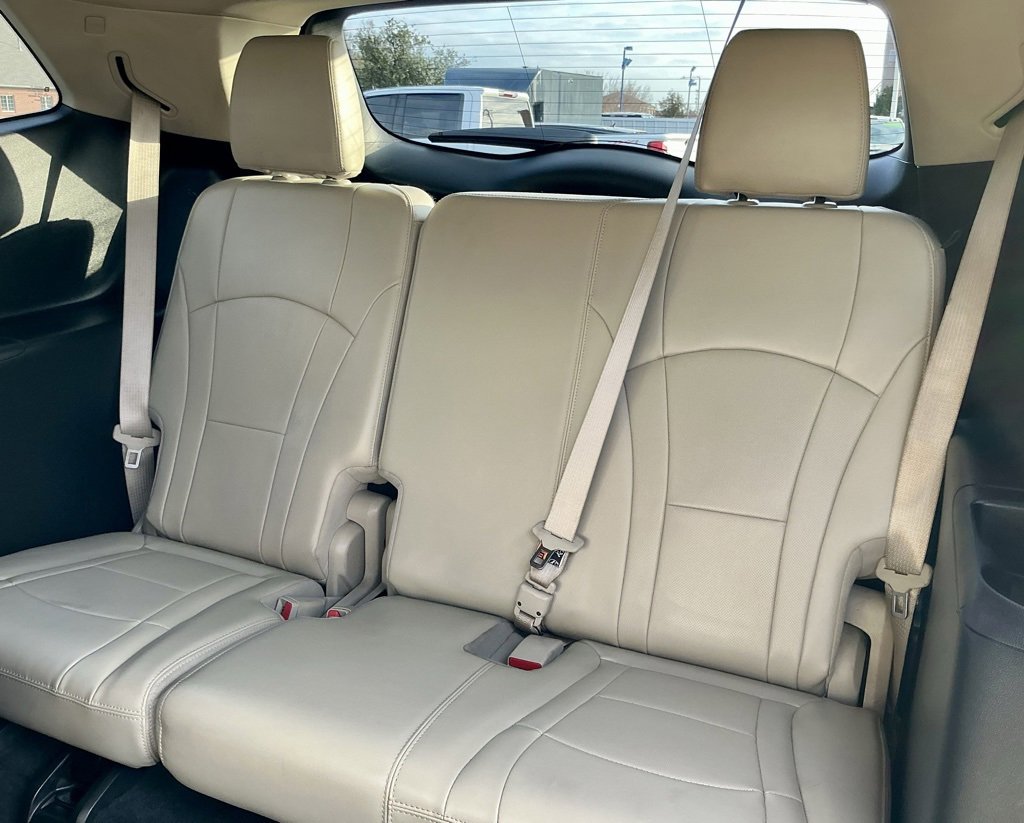 Used 2021 Buick Enclave Essence w/ Sound and Sites Package image 27