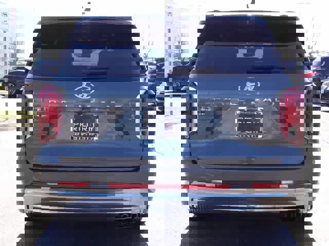 Used 2023 Hyundai Palisade Calligraphy image 3