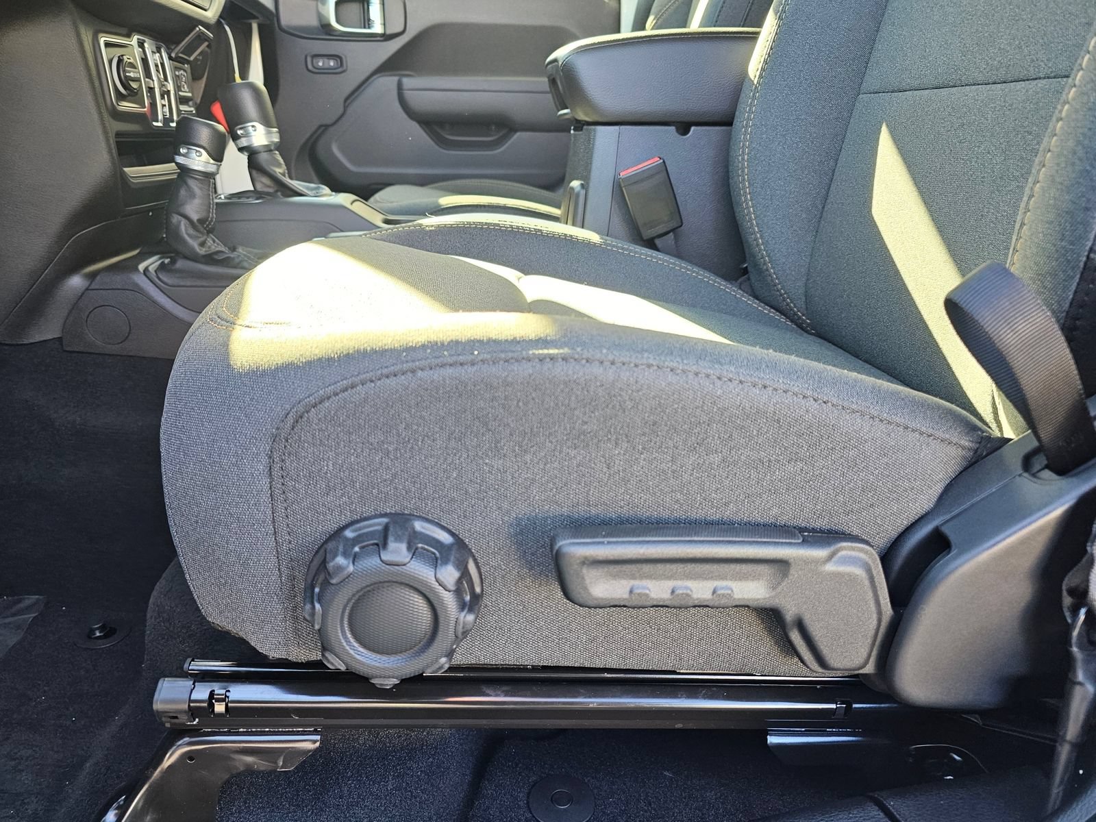 New 2026 Jeep Wrangler Unlimited Sport AWD/4WD image 22