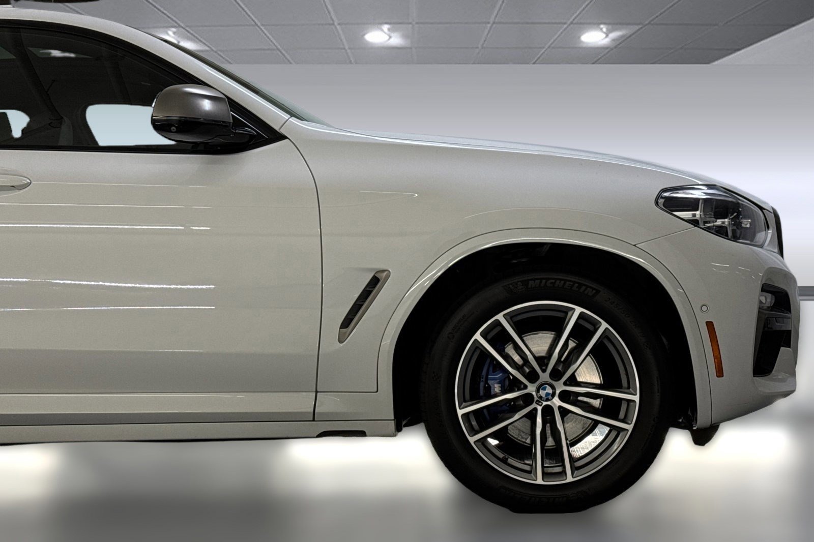 Used 2019 BMW X4 M40i w/ Executive Package image 36