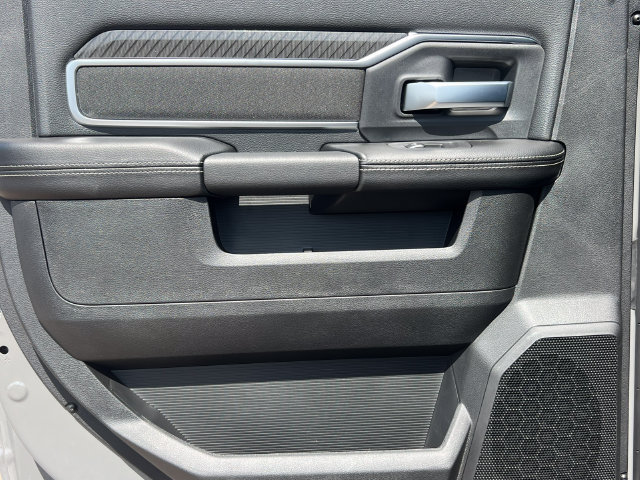 New 2027 RAM 3500 Big Horn AWD/4WD image 33