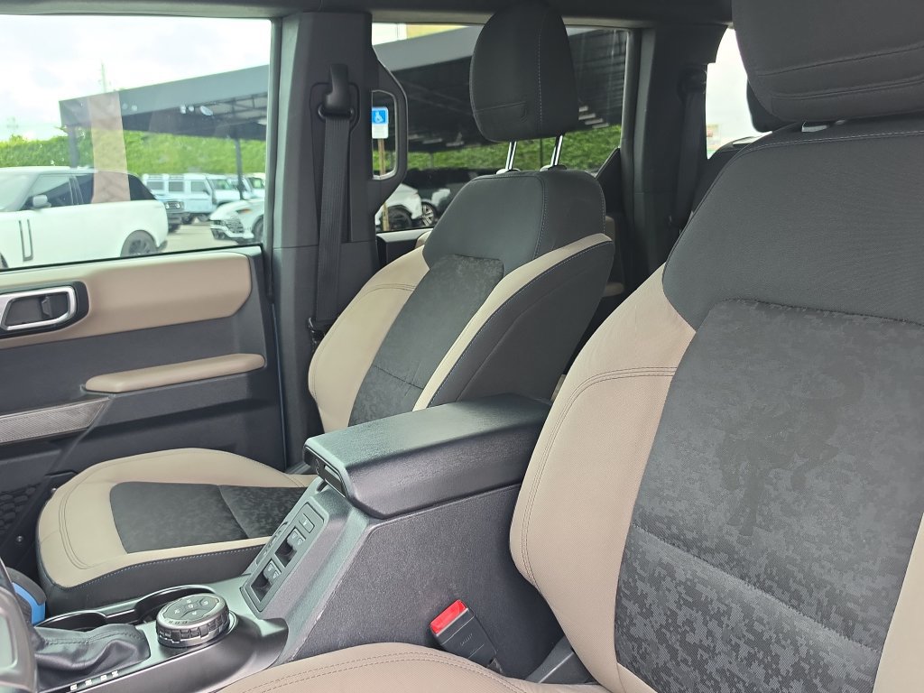 Used 2022 Ford Bronco Wildtrak AWD/4WD image 17