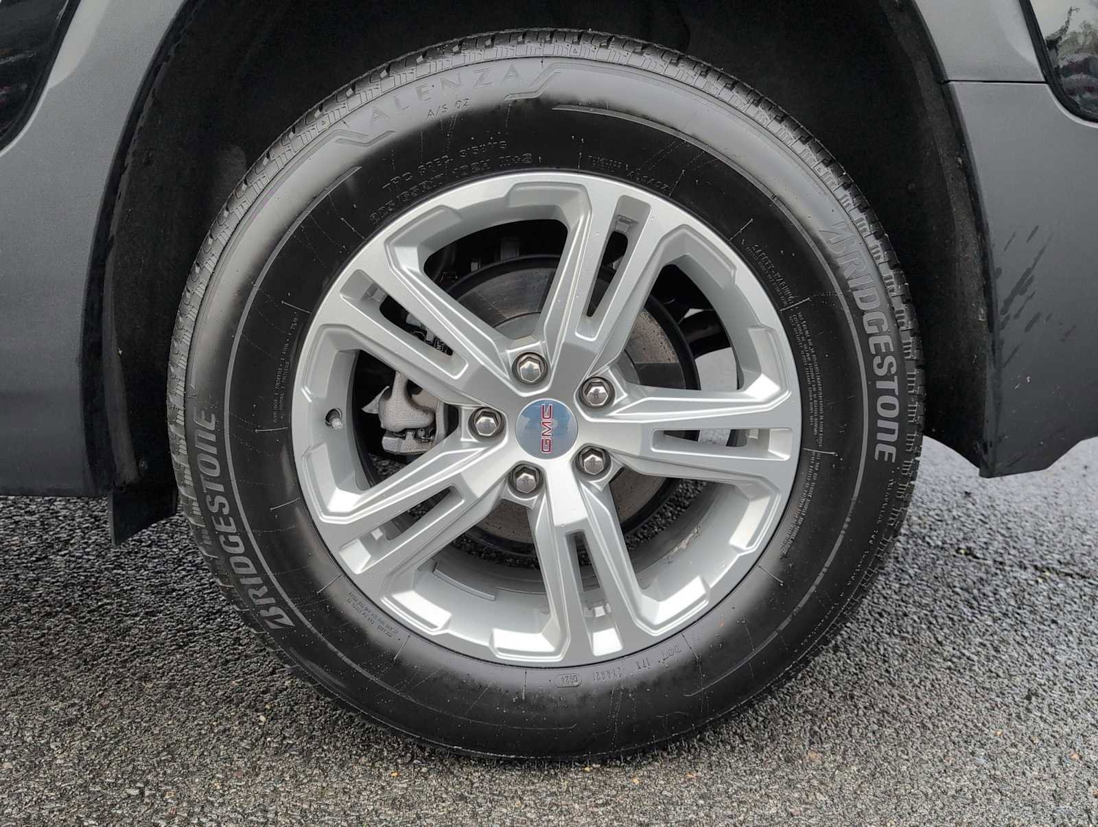 Used 2024 GMC Terrain SLE image 14