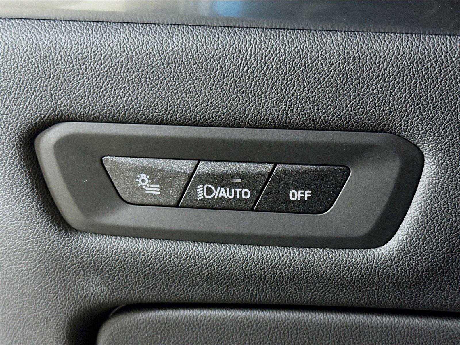 New 2026 BMW X5 M60i image 10