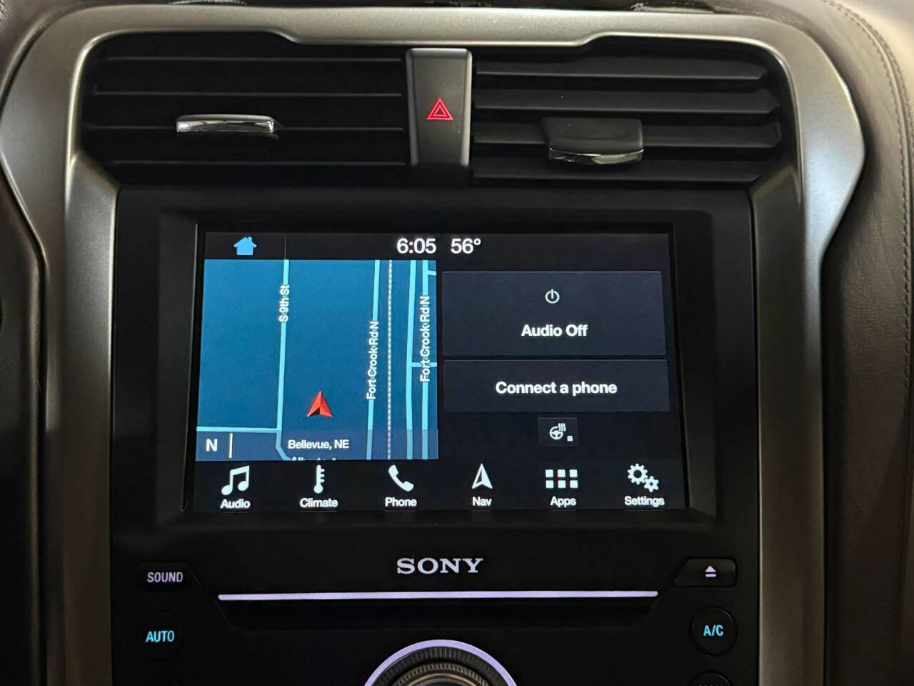 Used 2017 Ford Fusion Platinum FWD image 14