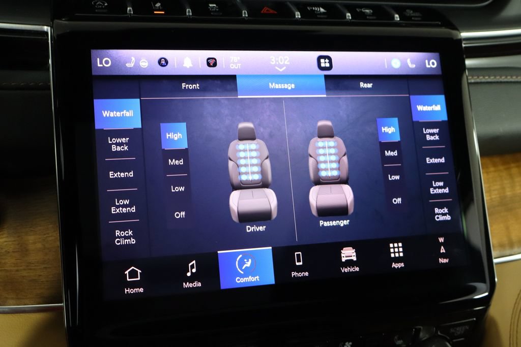 Used 2025 Jeep Grand Cherokee L Summit AWD/4WD image 36