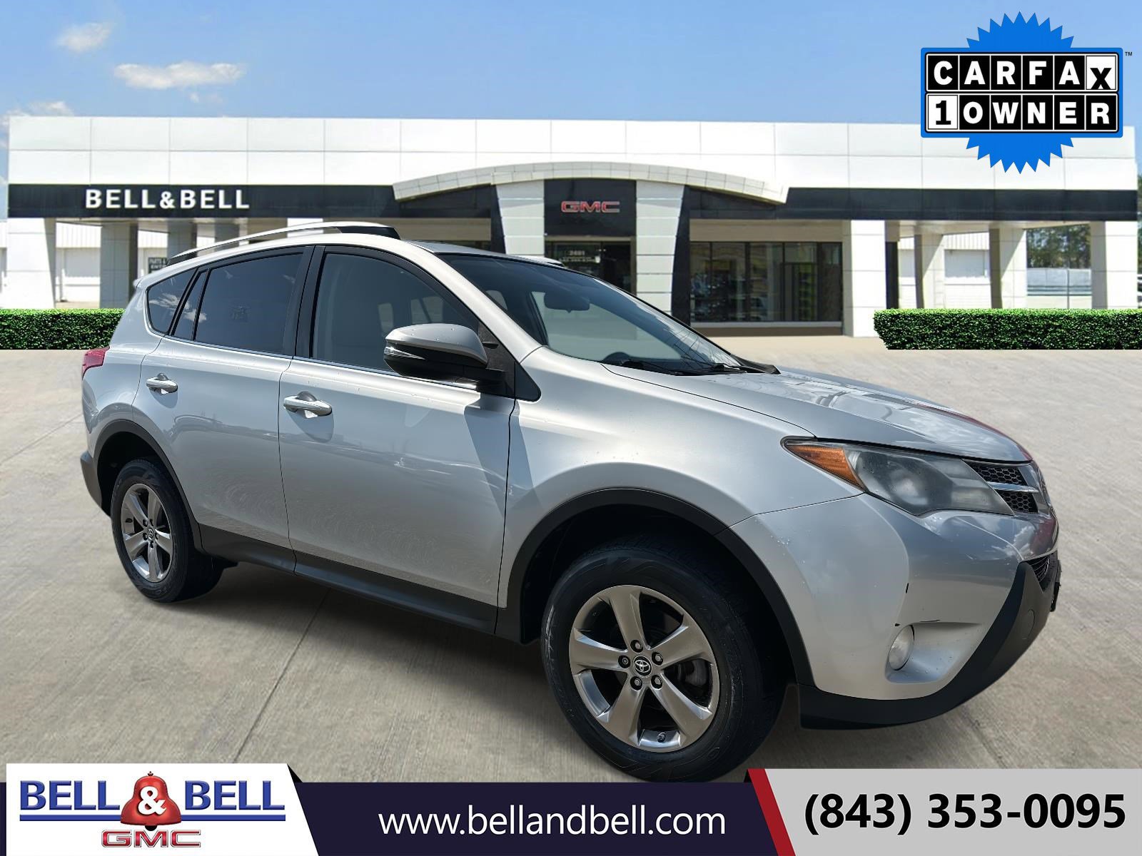 Used 2015 Toyota RAV4 XLE image 1