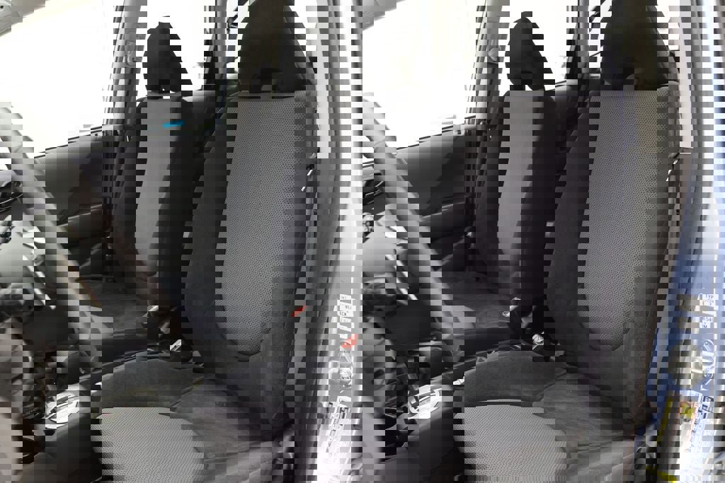 Used 2008 Honda Fit Sport image 14