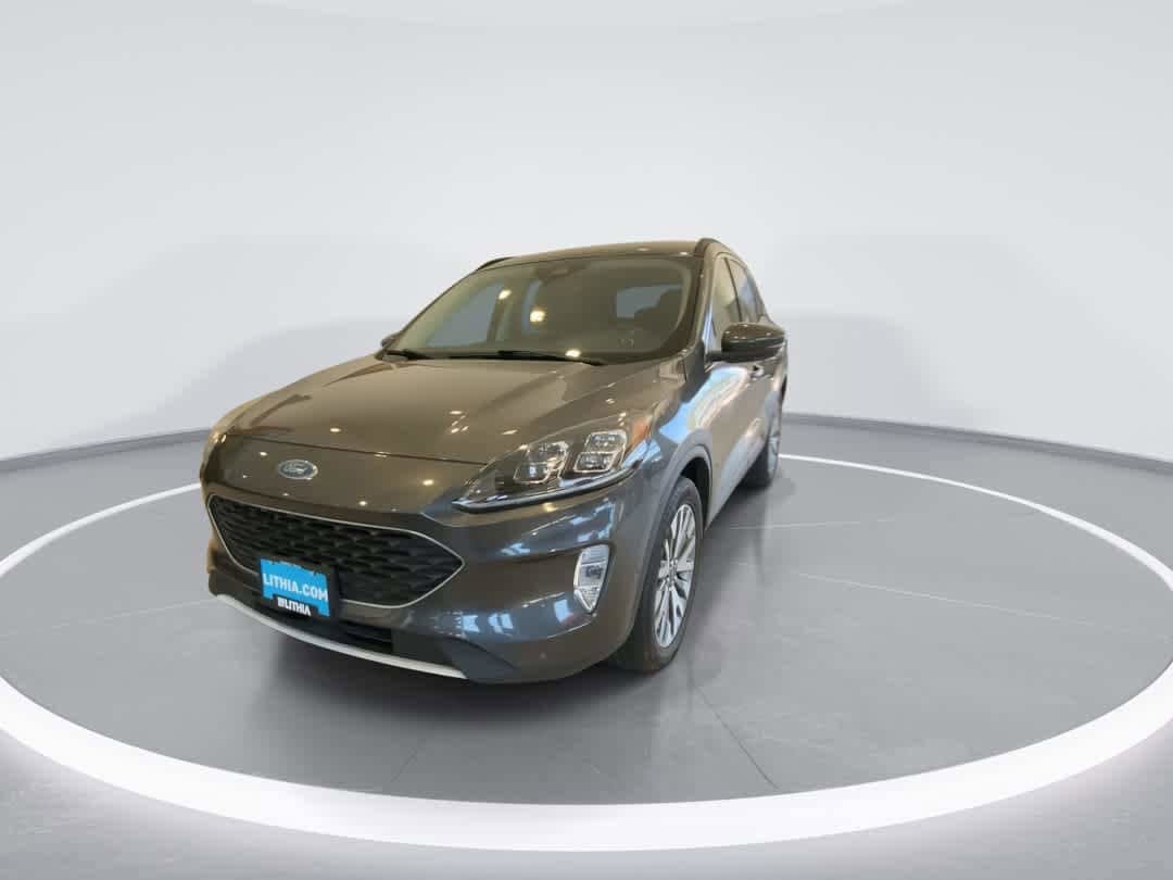 Used 2020 Ford Escape Titanium AWD/4WD image 4