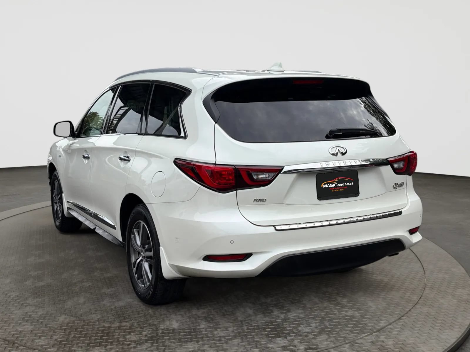 Used 2020 INFINITI QX60 Luxe w/ Essential Package AWD/4WD image 8