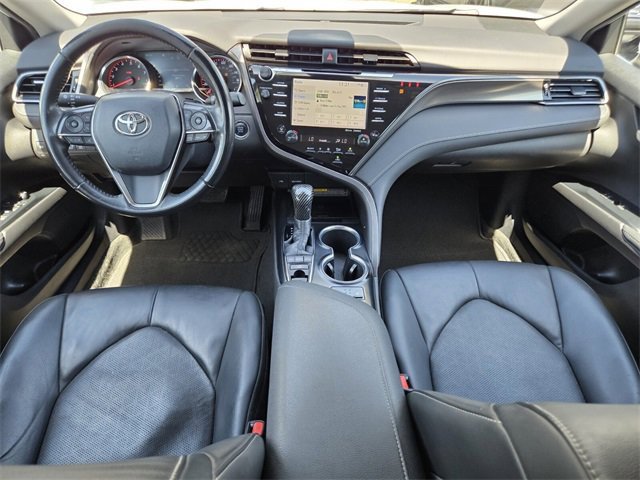 Used 2020 Toyota Camry XSE image 7