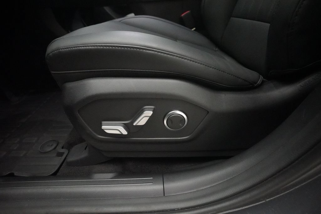Used 2026 Hyundai Santa Fe XRT AWD/4WD image 30
