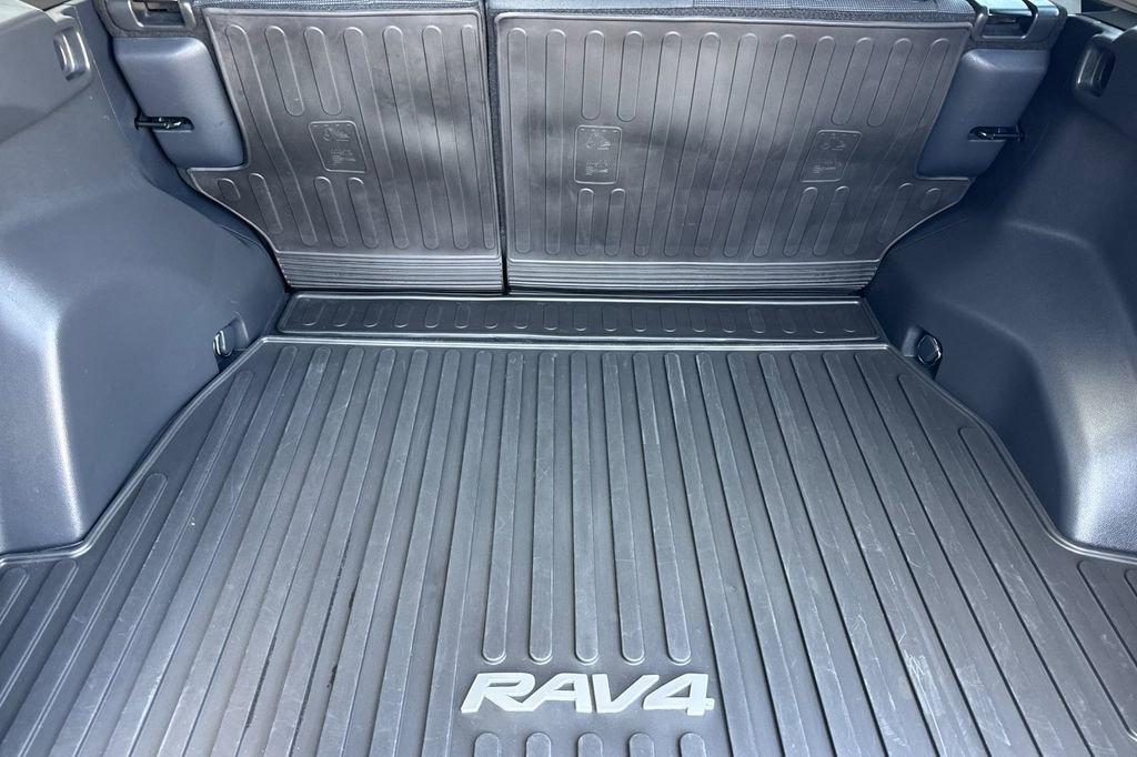 Certified 2024 Toyota RAV4 LE AWD/4WD image 14